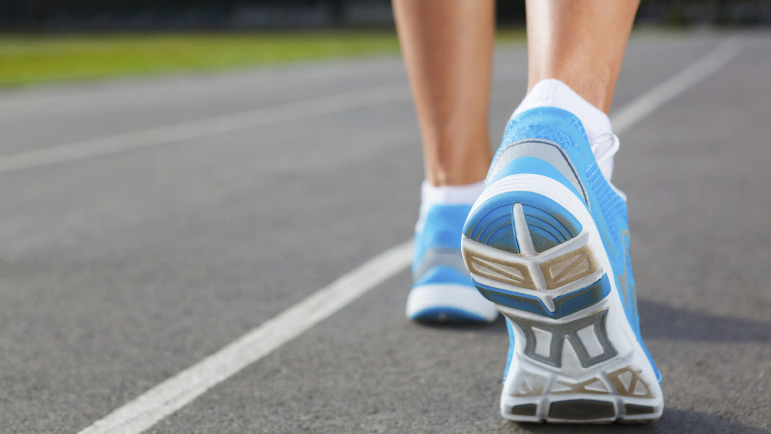 Caminar o correr ¿Qué es mejor y qué diferencias hay? Revista Fitness