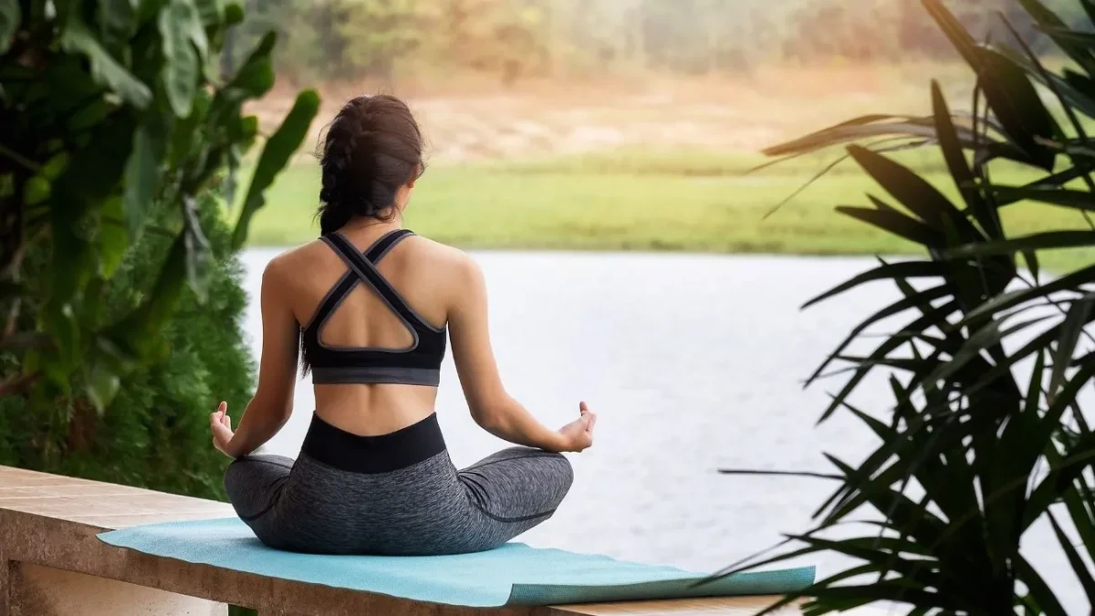 Las mejores posturas de yoga para desbloquear los chakras